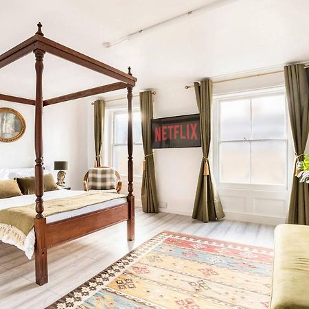 Victorian Style Apartment W/ Four-Poster Bed In Camden Town Лондон Экстерьер фото