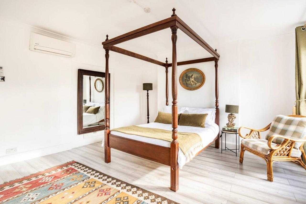 Victorian Style Apartment W/ Four-Poster Bed In Camden Town Лондон Экстерьер фото