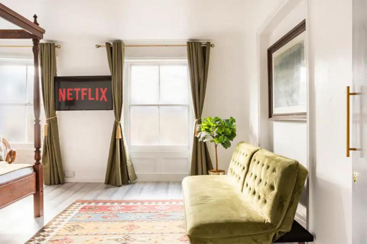 Victorian Style Apartment W/ Four-Poster Bed In Camden Town Лондон Экстерьер фото